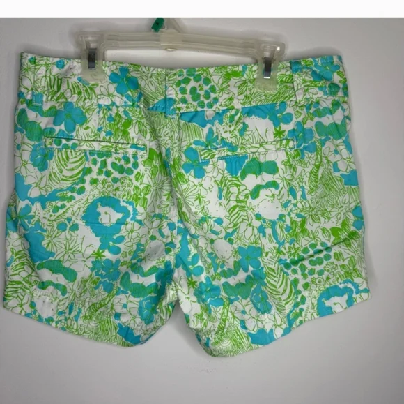 Lilly Pulitzer Green and Blue Shorts Vibrant Tropical Print In " It's A Zoo". - Picture 3 of 7